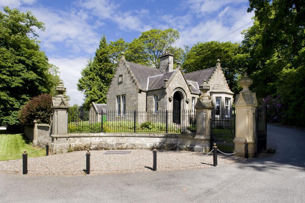 Kinnettles Castle Forfar Exterior photo